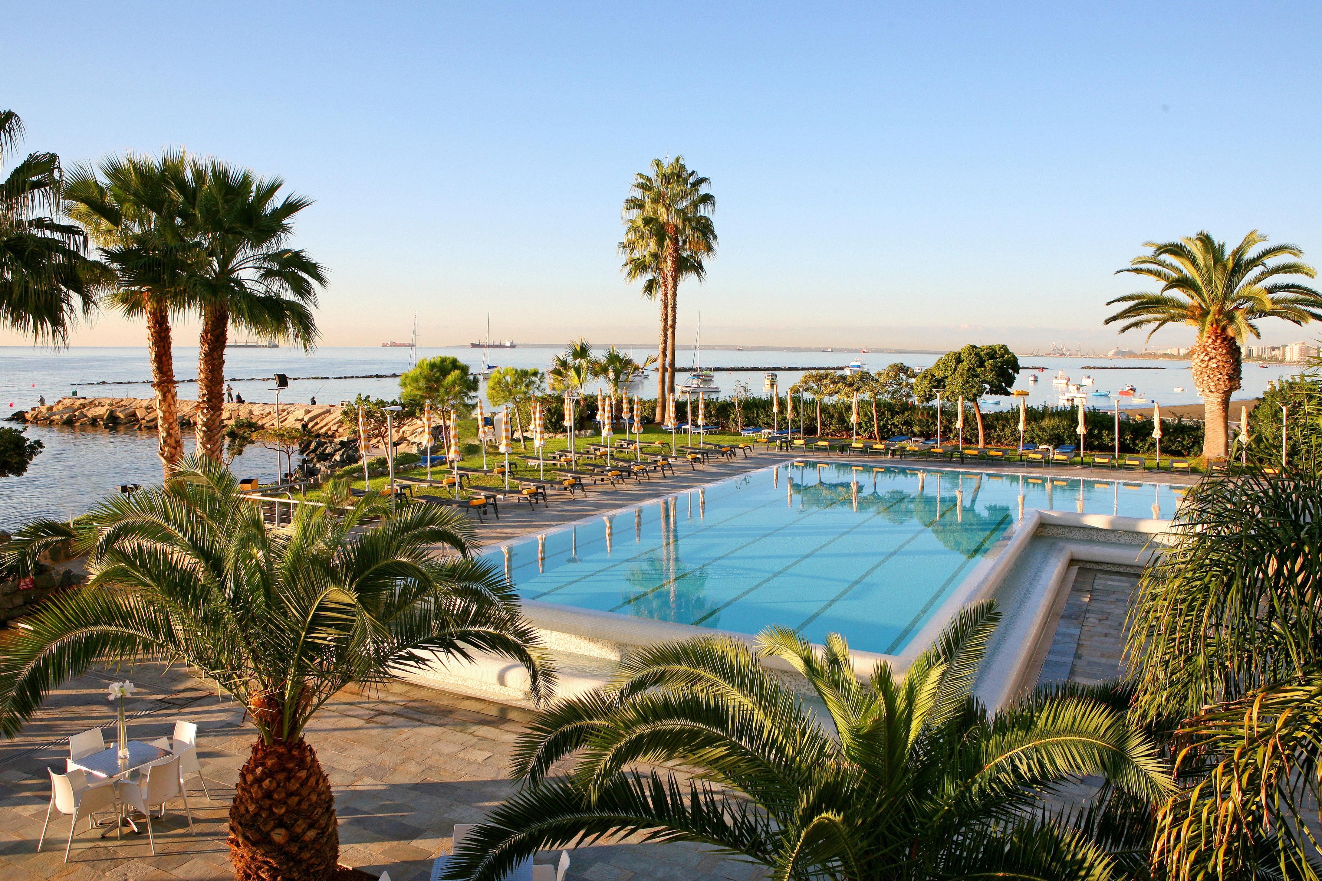 Crowne Plaza Limassol By Ihg Hotel Ngoại thất bức ảnh