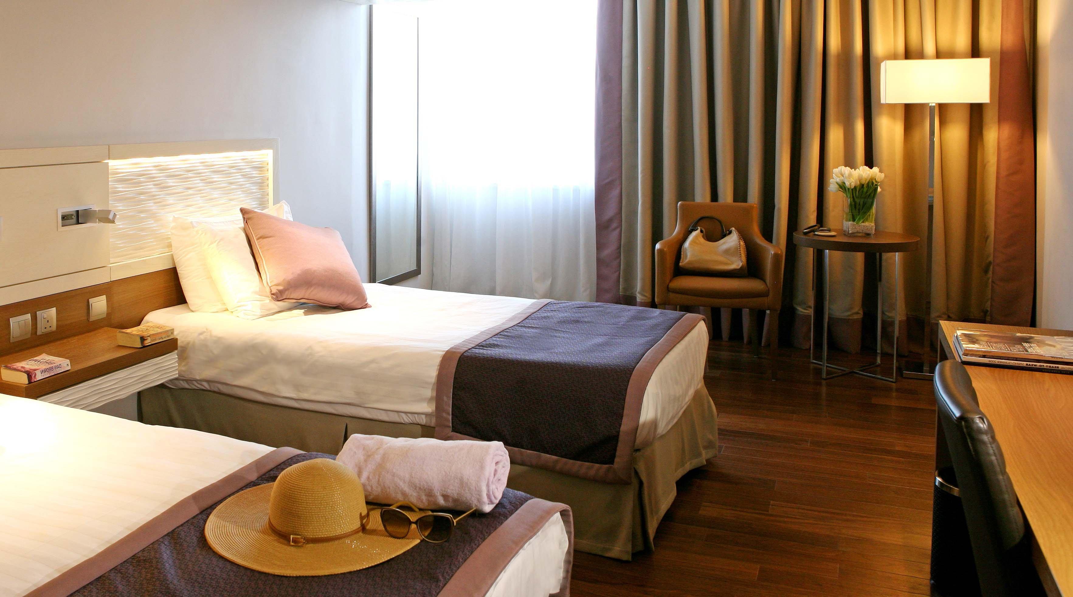 Crowne Plaza Limassol By Ihg Hotel Ngoại thất bức ảnh