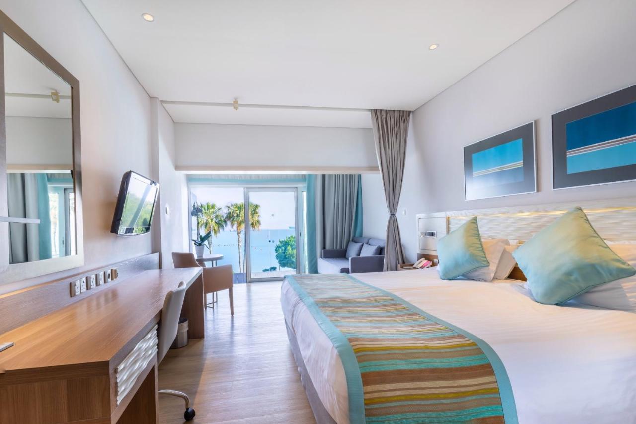 Crowne Plaza Limassol By Ihg Hotel Ngoại thất bức ảnh