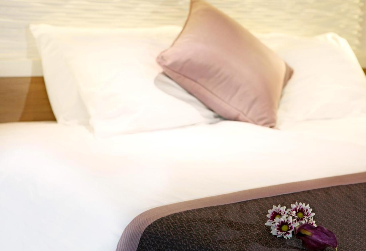 Crowne Plaza Limassol By Ihg Hotel Ngoại thất bức ảnh