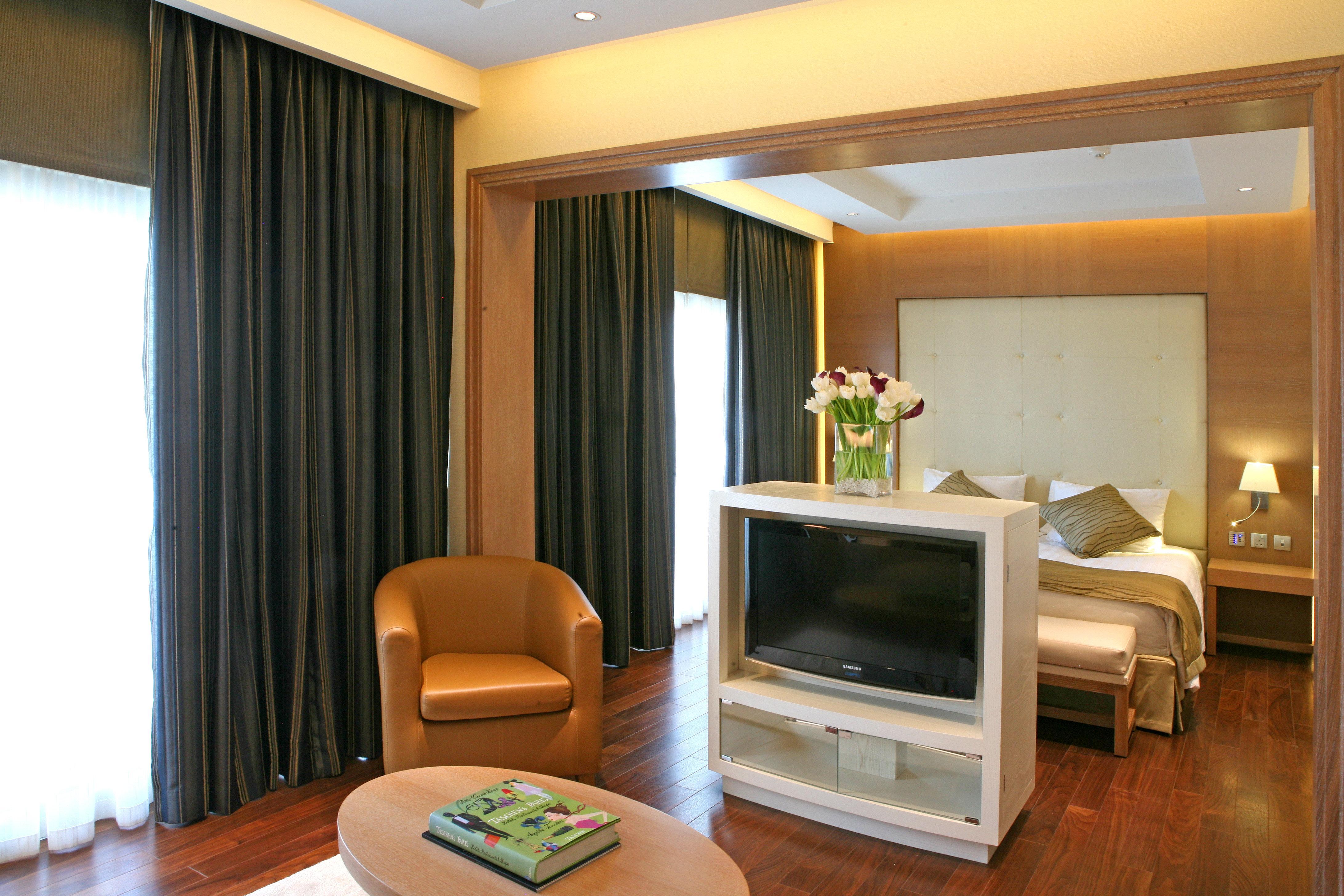 Crowne Plaza Limassol By Ihg Hotel Ngoại thất bức ảnh
