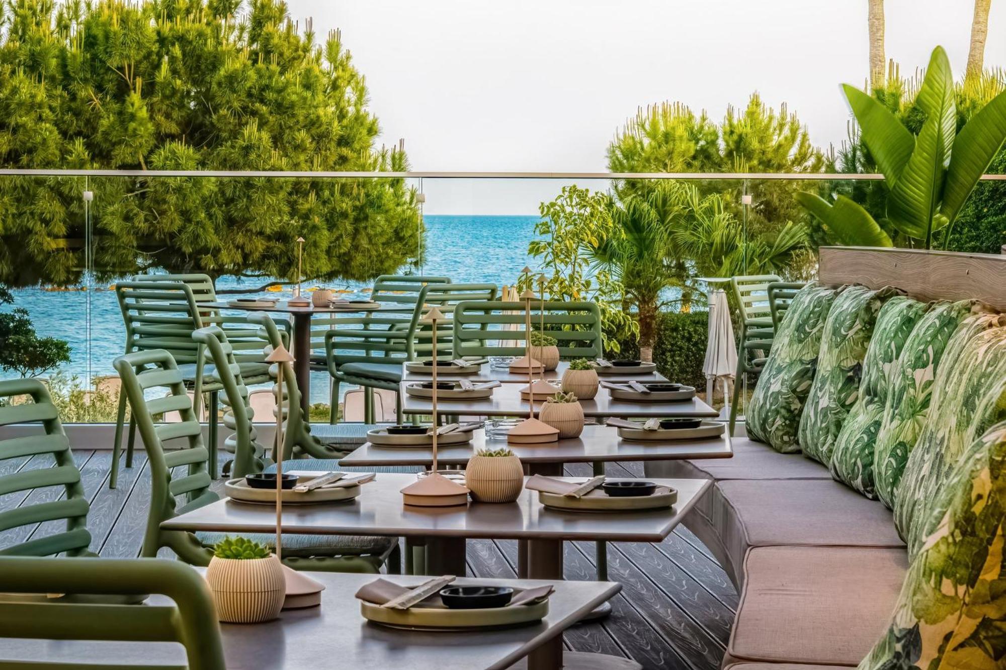 Crowne Plaza Limassol By Ihg Hotel Ngoại thất bức ảnh